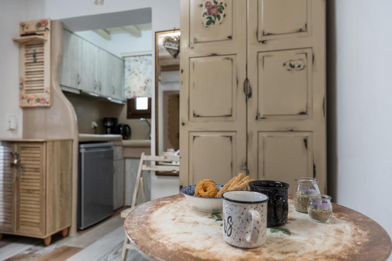 Elizabeth'S Small Apartment Naxos City Luaran gambar